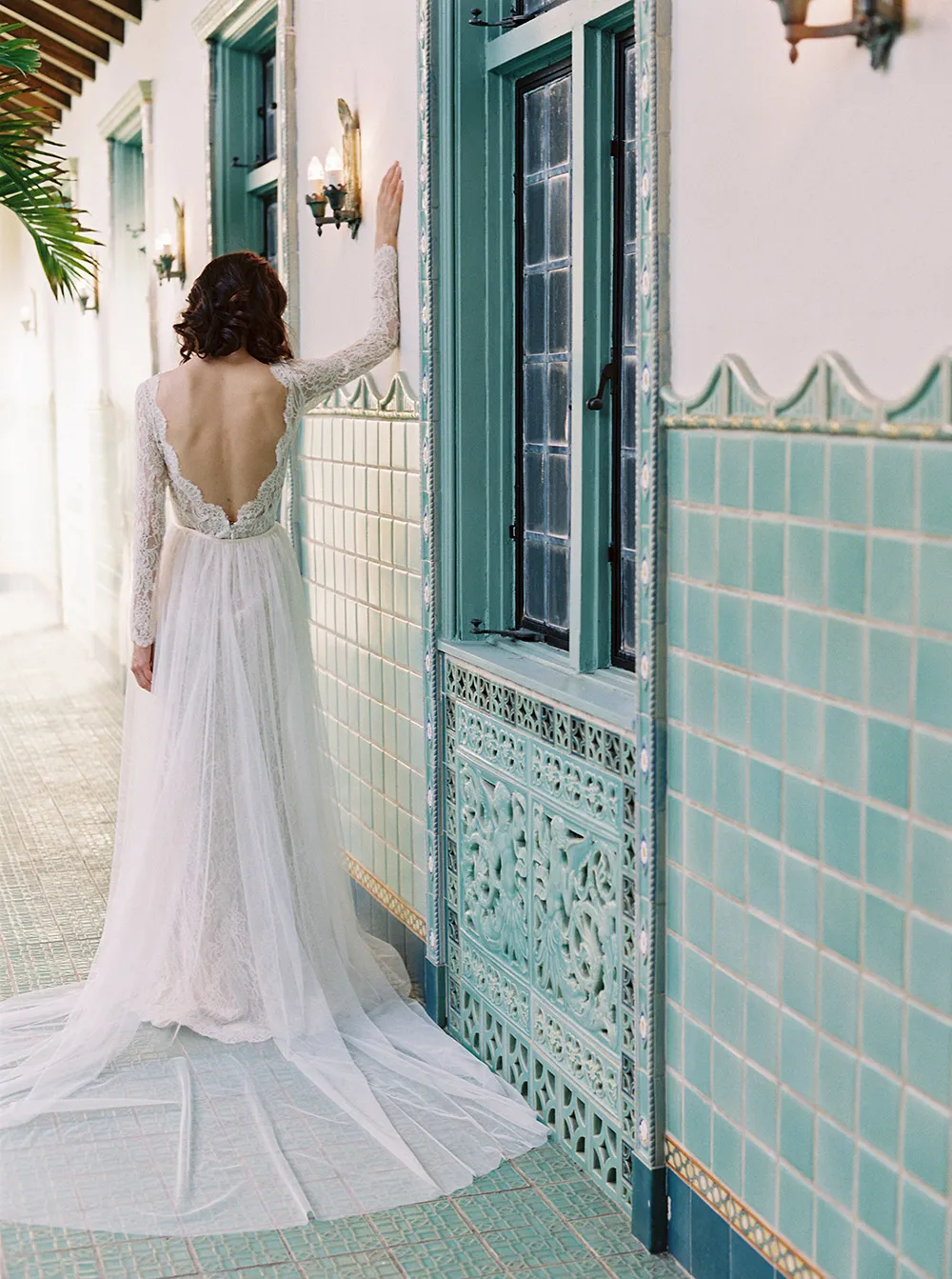 Morning Glory: Sareh Nouri – New York Spring 2017 Bridal Collection. theweddingnotebook.com