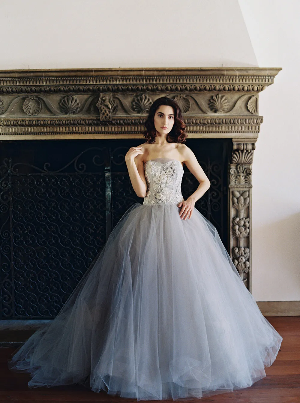 Iris: Sareh Nouri – New York Spring 2017 Bridal Collection. theweddingnotebook.com