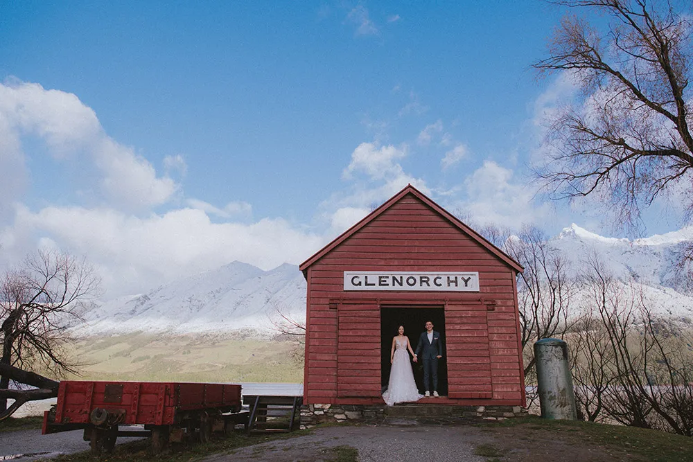 New Zealand bridal portraits. Multifolds Photography. theweddingnotebook.com