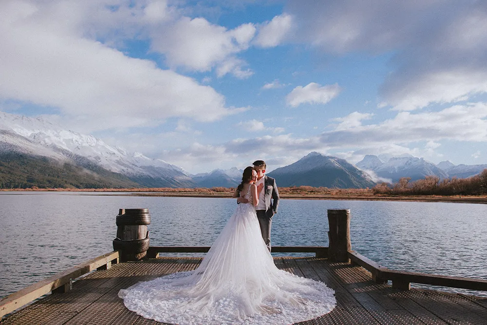 New Zealand bridal portraits. Multifolds Photography. theweddingnotebook.com