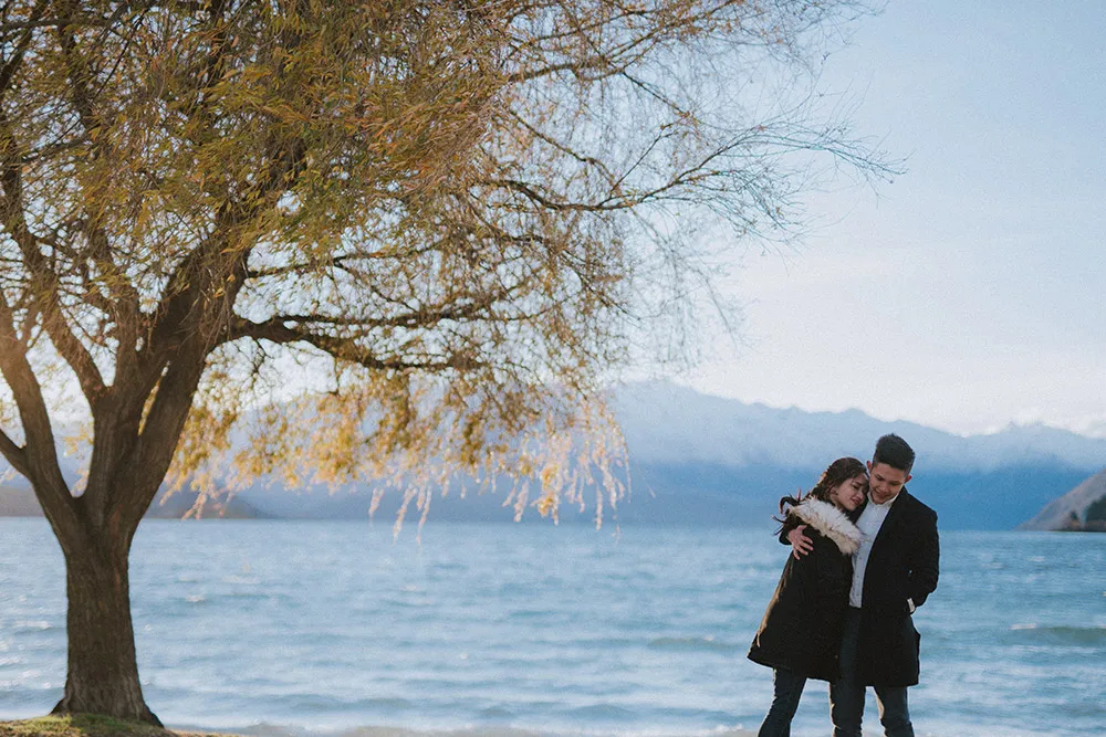 New Zealand bridal portraits. Multifolds Photography. theweddingnotebook.com