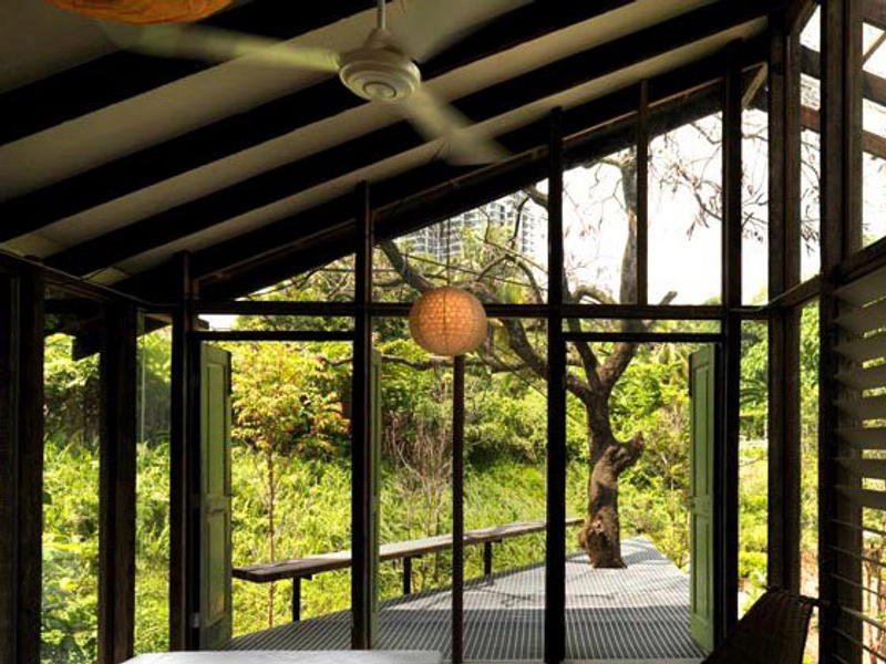 Sekeping Retreats