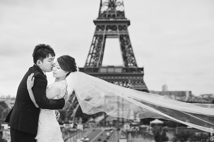 Photo by Gallerie CK. theweddingnotebook.com