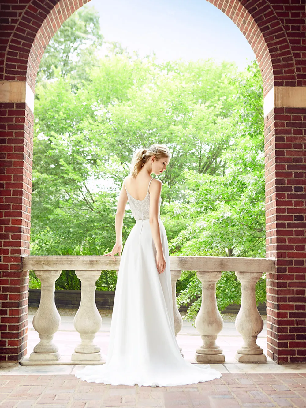 Simply Val Stefani Spring 2017 Collection. theweddingnotebook.com