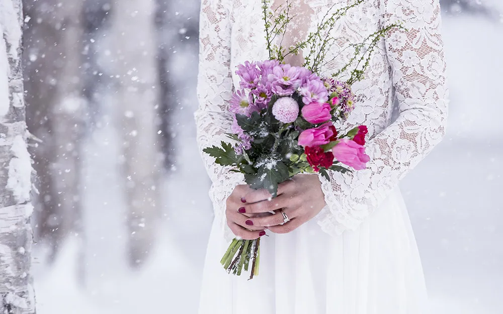 Photo by Niseko Photography. theweddingnotebook.com