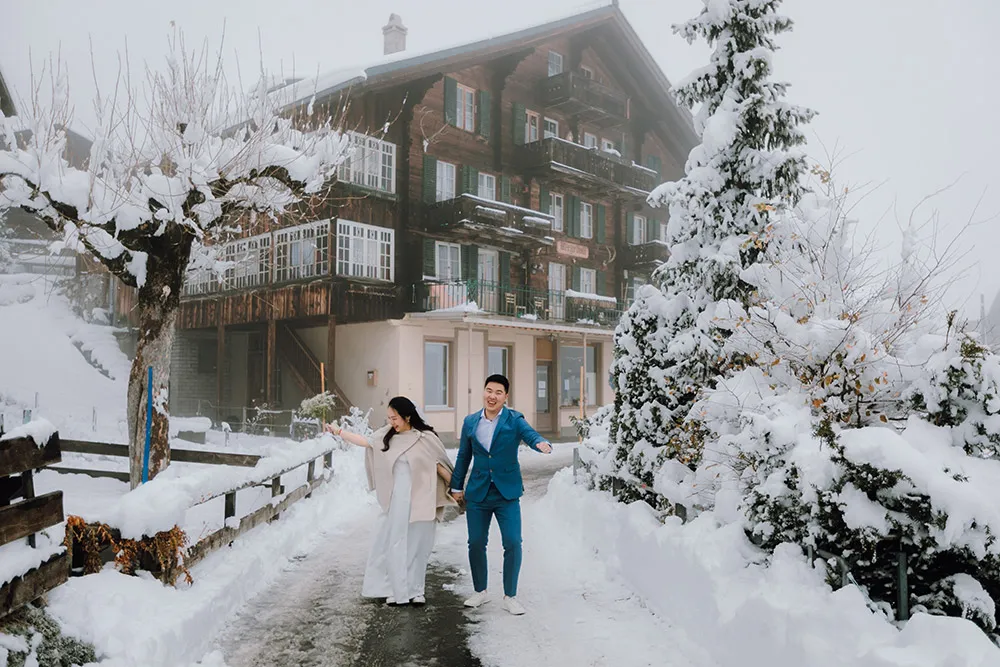 Photo by Jackie Yong Photography. theweddingnotebook.com