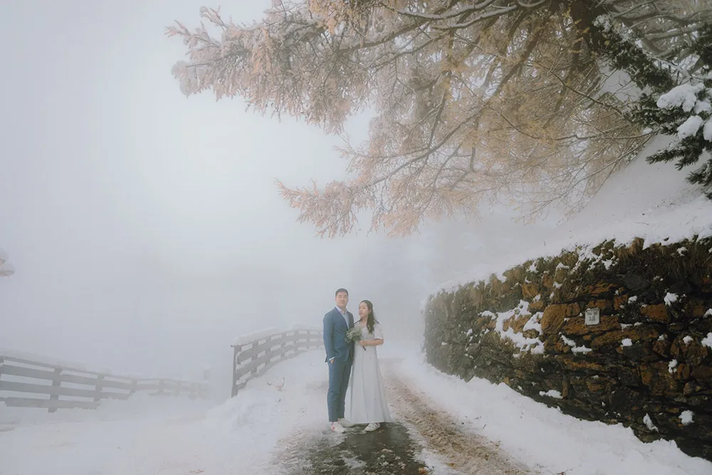 Photo by Jackie Yong Photography. theweddingnotebook.com