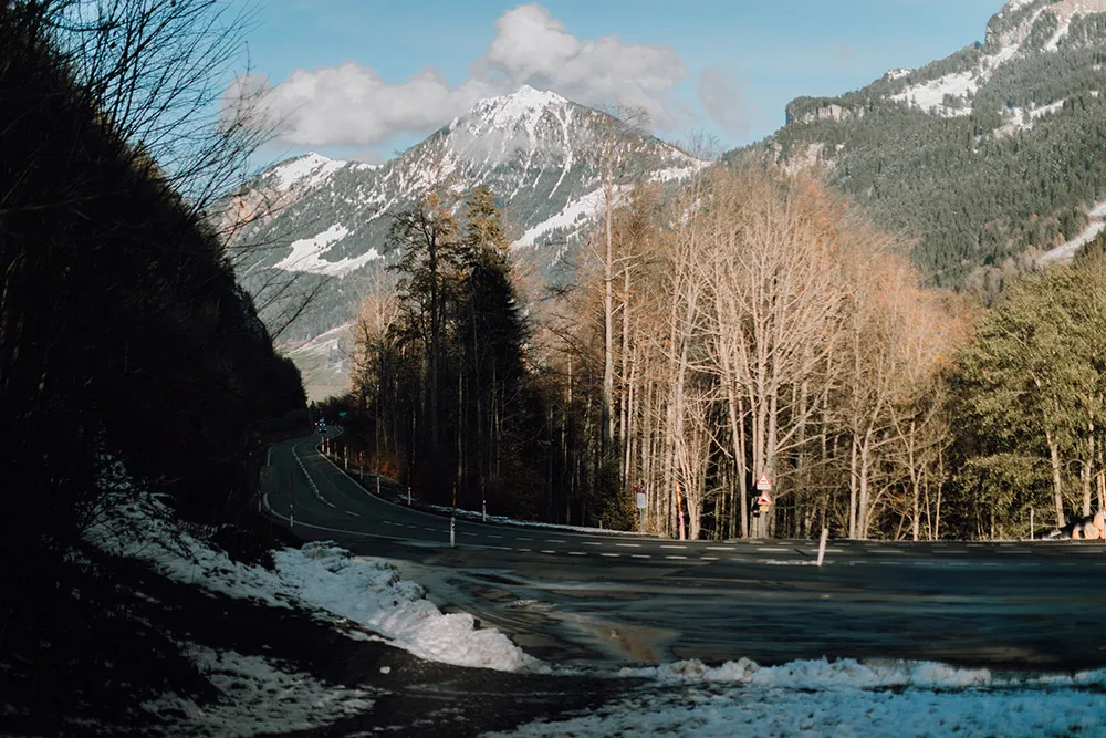 Photo by Jackie Yong Photography. theweddingnotebook.com