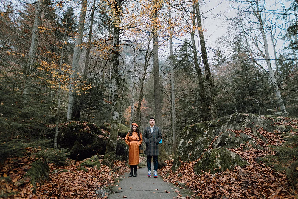 Photo by Jackie Yong Photography. theweddingnotebook.com