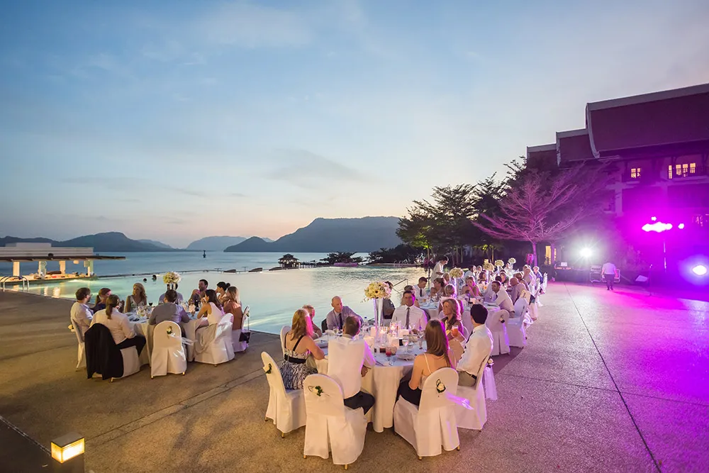 Photo by Stories by Integricity. theweddingnotebook.com