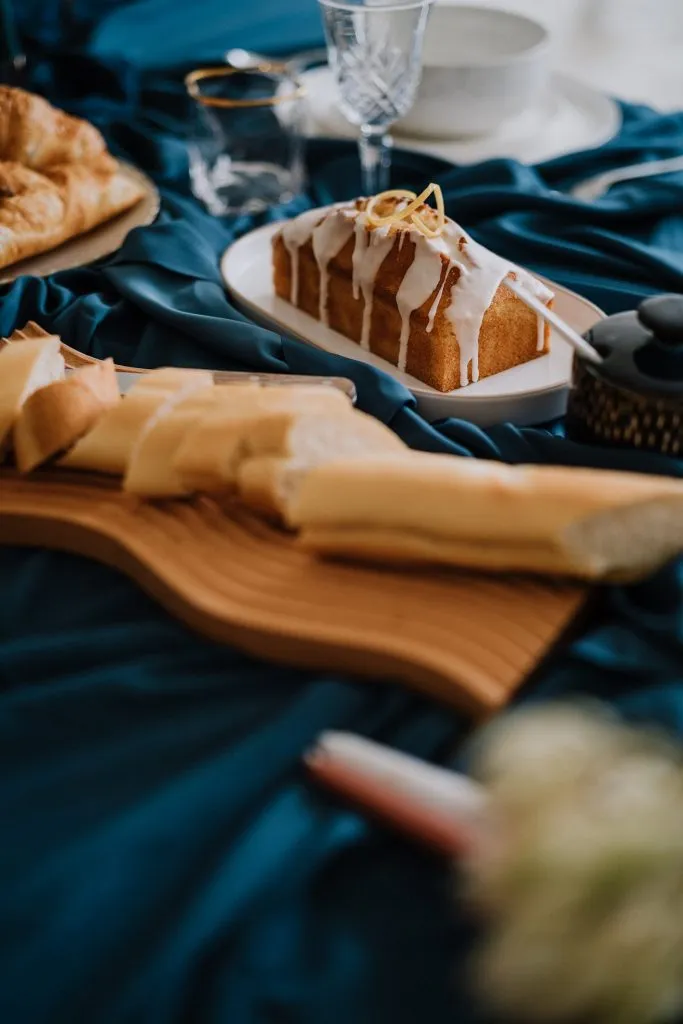 Juan Moley Photologue. Styling by Med Karlek. HDB styled shoot. theweddingnotebook.com