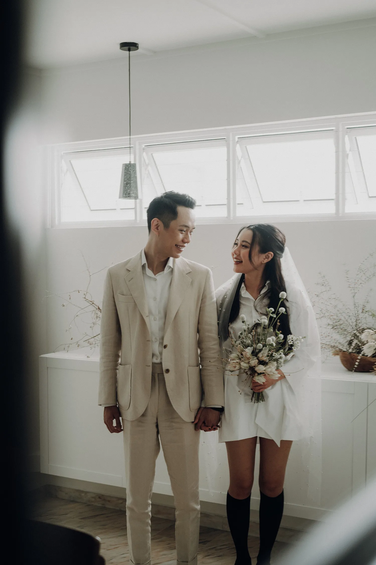 Juan Moley Photologue. Styling by Med Karlek. HDB styled shoot. theweddingnotebook.com