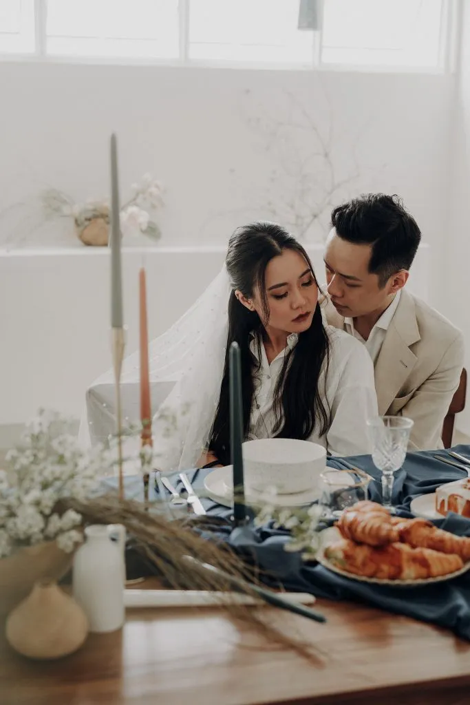 Juan Moley Photologue. Styling by Med Karlek. HDB styled shoot. theweddingnotebook.com