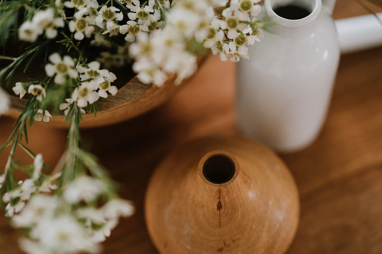 Juan Moley Photologue. Styling by Med Karlek. HDB styled shoot. theweddingnotebook.com