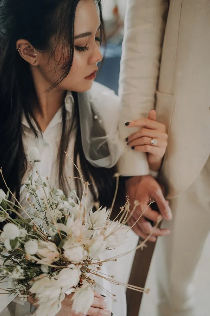 Juan Moley Photologue. Styling by Med Karlek. HDB styled shoot. theweddingnotebook.com