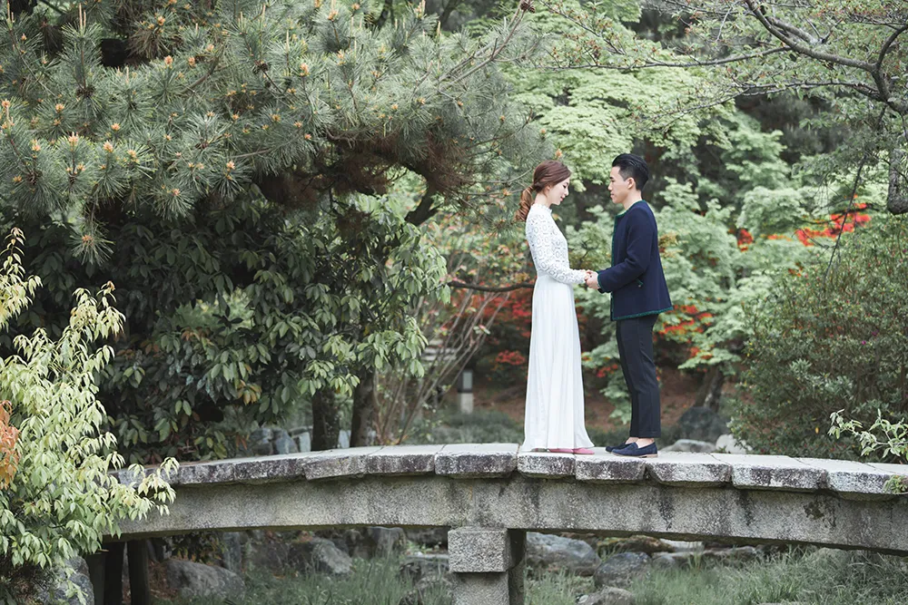 Photo by Lukas Chan Photo Lab. theweddingnotebook.com