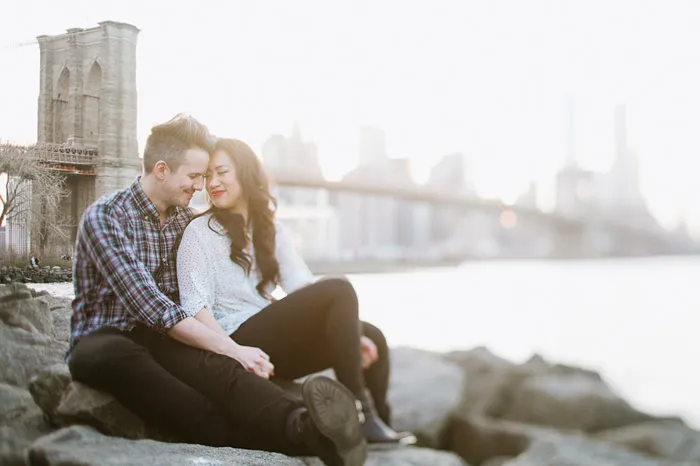 Colourful bridal portraits in Brooklyn. Photo by Anna-Rina Photography. theweddingnotebook.com
