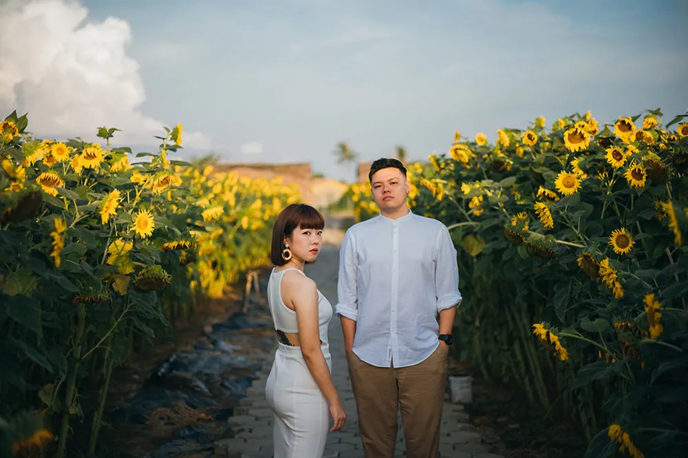 Photography Justmarrywedding. theweddingnotebook.com