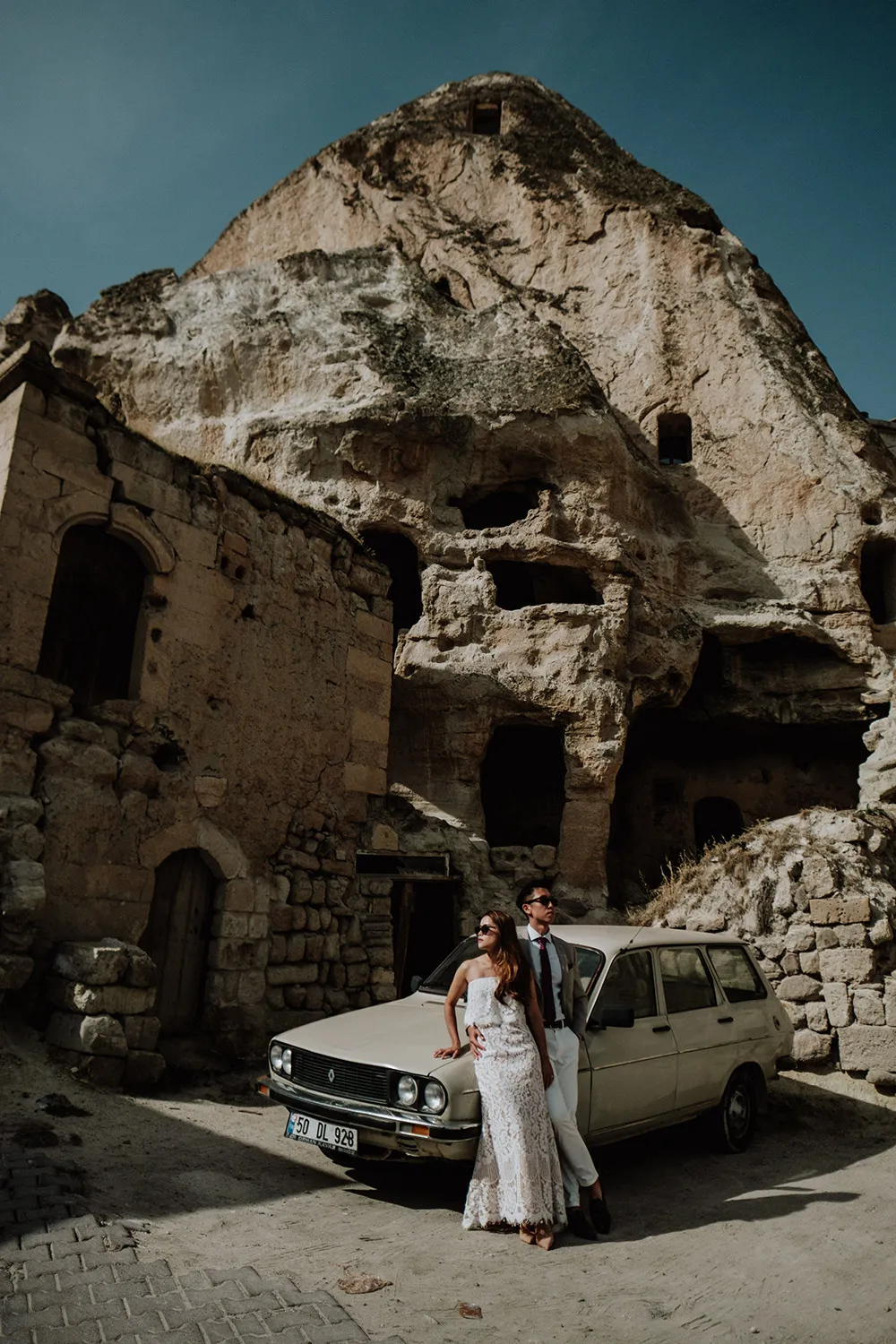 Photo by Superpanda Presents. theweddingnotebook.com