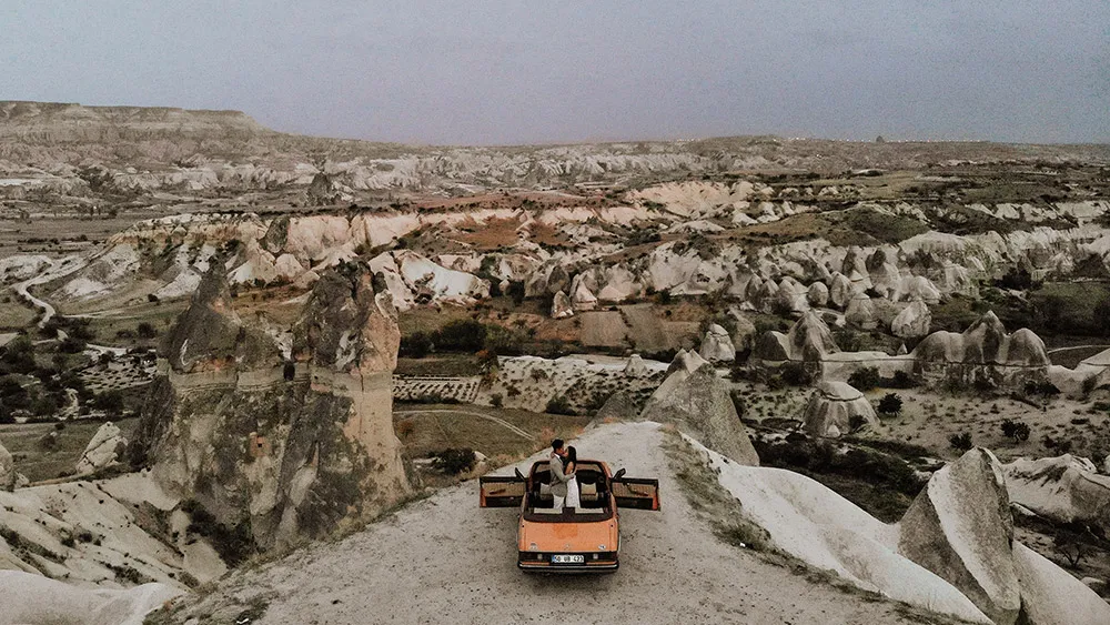 Photo by Superpanda Presents. theweddingnotebook.com