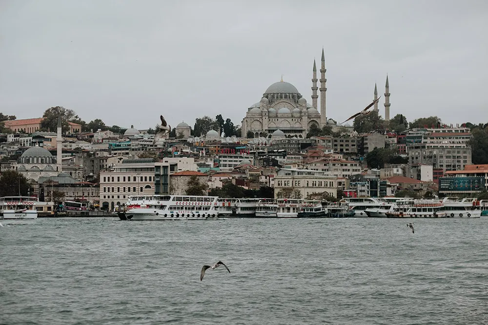 Photo by Superpanda Presents. theweddingnotebook.com