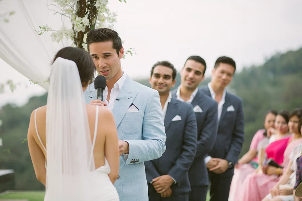 Photo by Nigel Lim Photography. theweddingnotebook.com