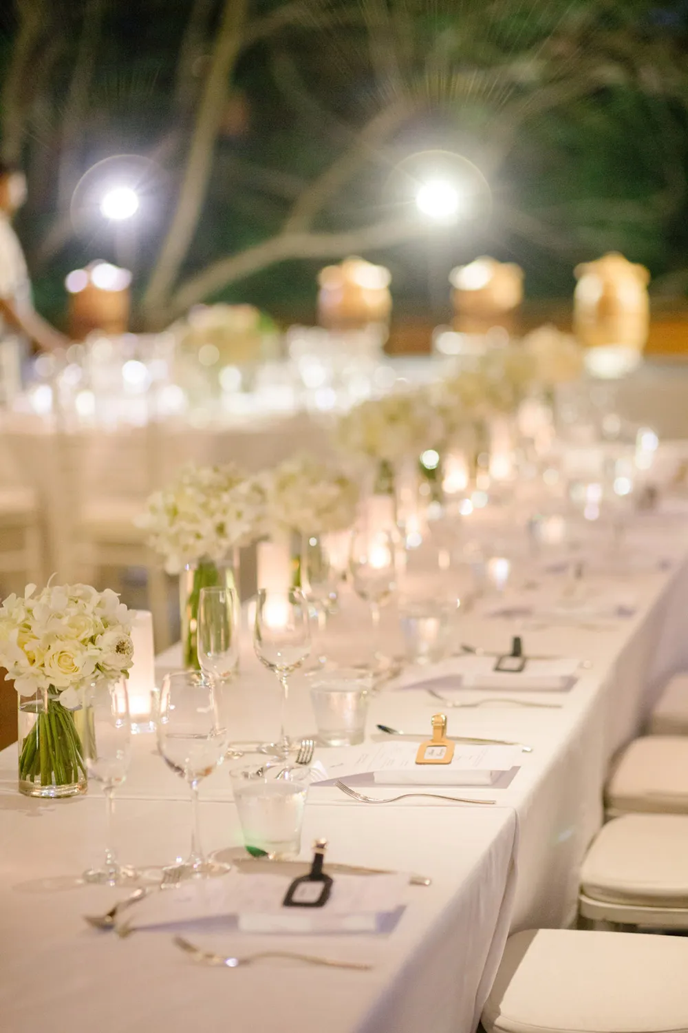 Photo by Nigel Lim Photography. theweddingnotebook.com