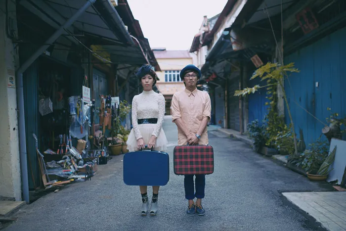 Photo by Cornelius Lim Photography. theweddingnotebook.com