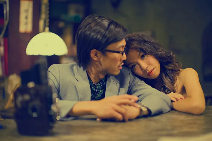 Photo by Cornelius Lim Photography. theweddingnotebook.com