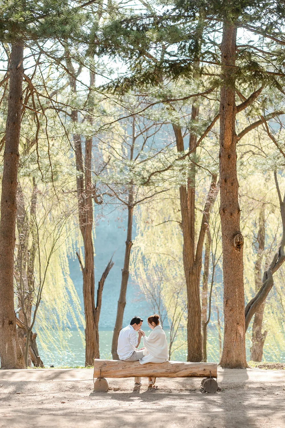Photo by Jaja Samaniego Photography. theweddingnotebook.com