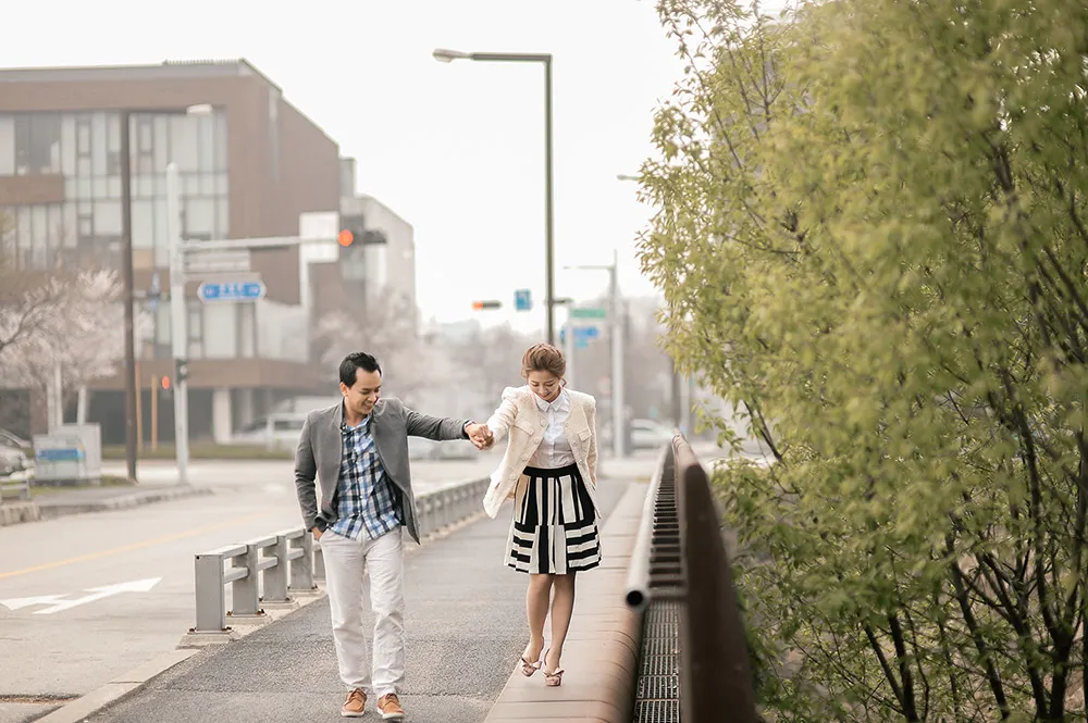 Photo by Jaja Samaniego Photography. theweddingnotebook.com