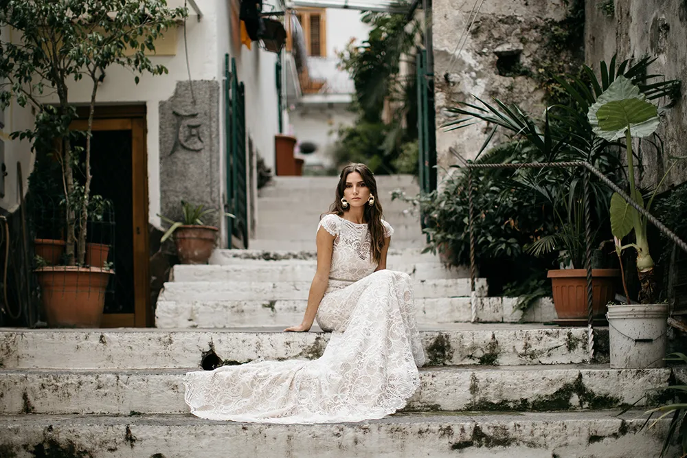Chiara - Tara Lauren Spring 2017 Collection. theweddingnotebook.com