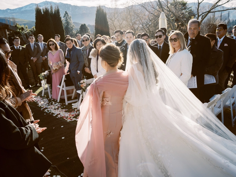 The Art of Perfectly Pairing Your Veil with Your Wedding Dress