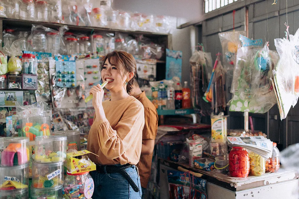 Photo by TK TEO Photography. theweddingnotebook.com