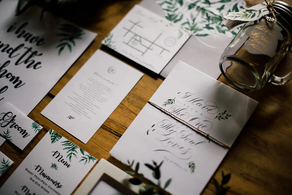 Photo by Fire, Wood &amp; Earth Photography. theweddingnotebook.com