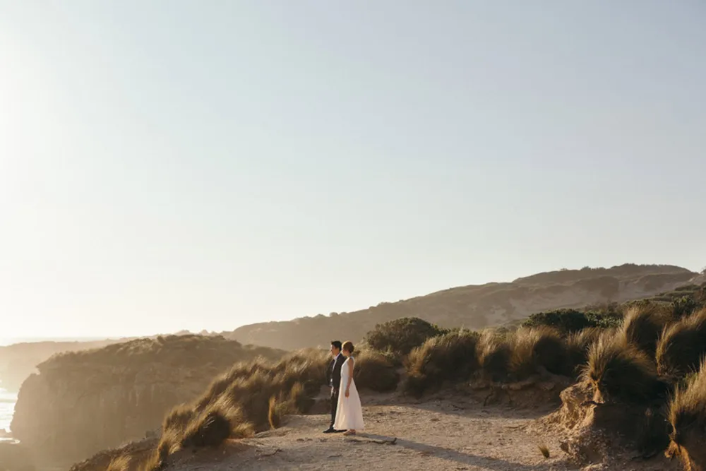 Photo by Shaun Lee. theweddingnotebook.com 