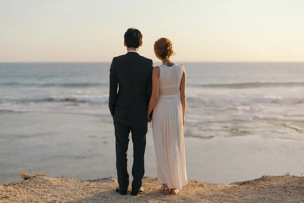 Photo by Shaun Lee. theweddingnotebook.com 