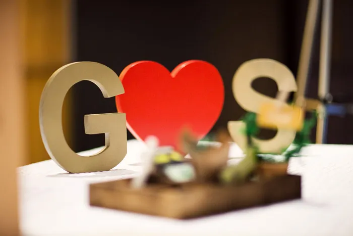 Lord of the Rings-Themed Wedding. Photography by Avior Pictures. theweddingnotebook.com