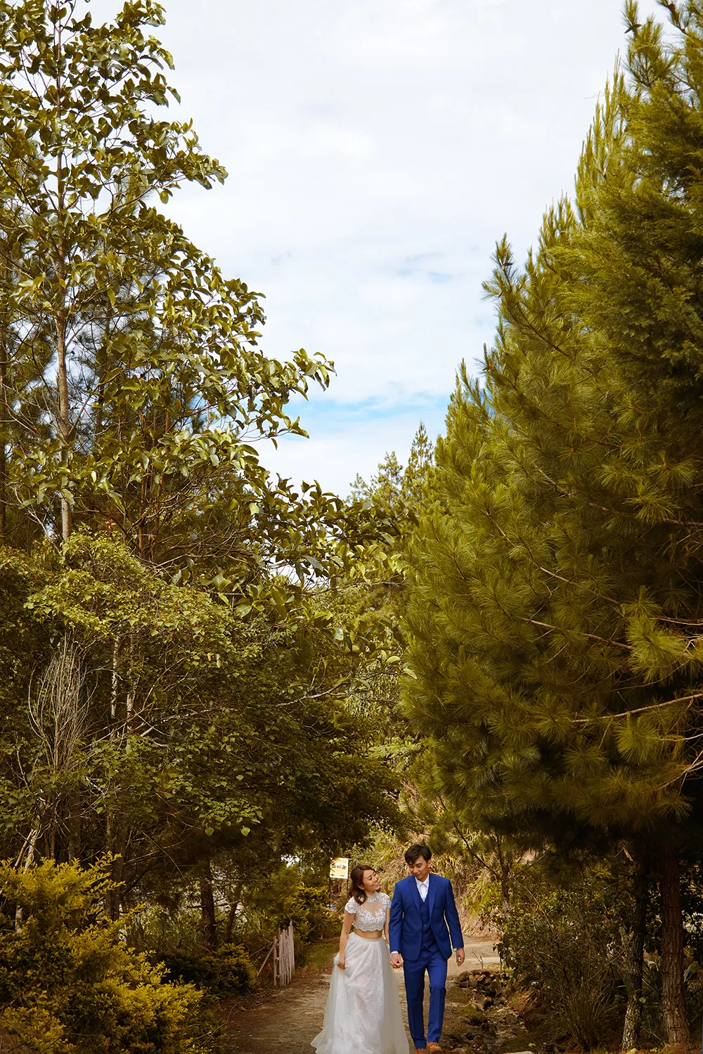 Photo by Threebox Studio. theweddingnotebook.com