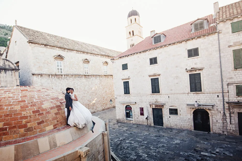 Photo by Metrophoto. theweddingnotebook.com