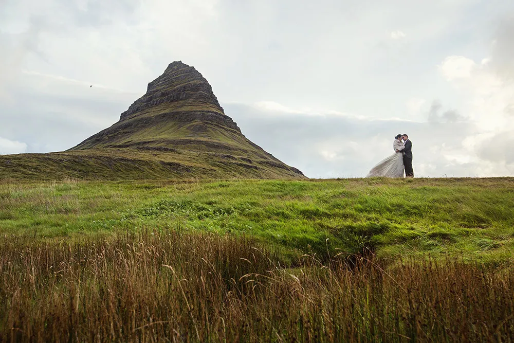 Photo by Metrophoto. theweddingnotebook.com