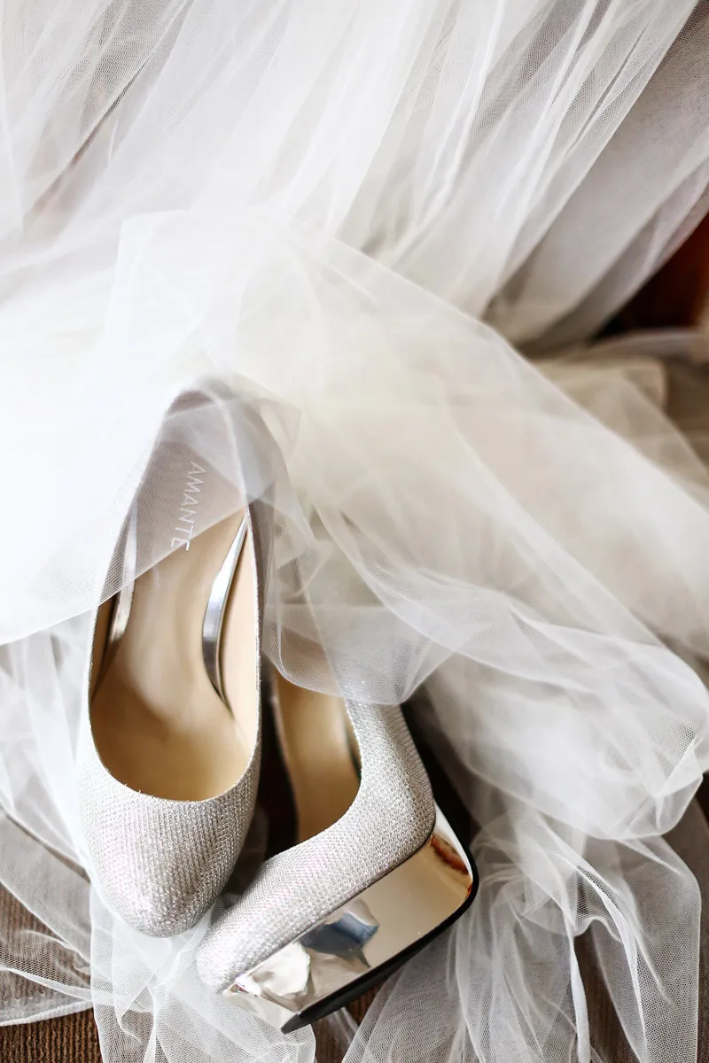 Photography by Axioo. theweddingnotebook.com