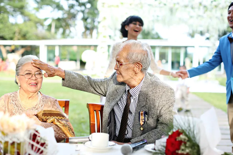 Photography by Axioo. theweddingnotebook.com