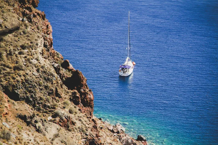 The Secret Guide To Santorini. theweddingnotebook.com