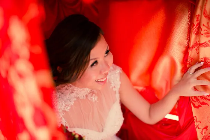 Photo by Dennis Yap Photography*. theweddingnotebook.com