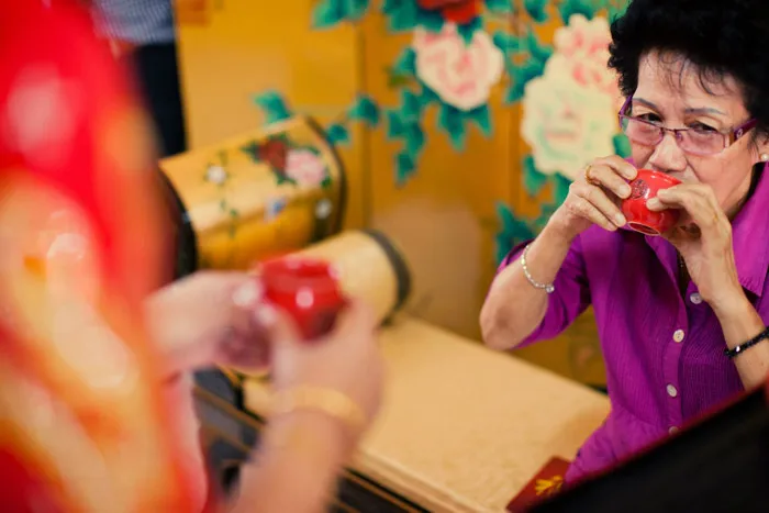 Photo by Dennis Yap Photography*. theweddingnotebook.com