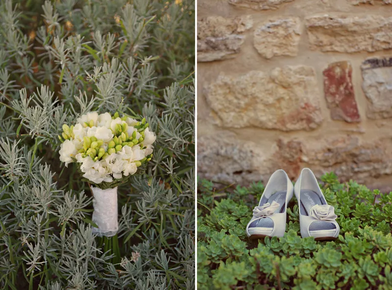 bridal bouquet and heels. ZA Gallery. theweddingnotebook.com