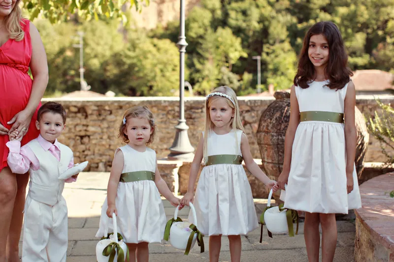 pageboy and flower girls. ZA Gallery. theweddingnotebook.com