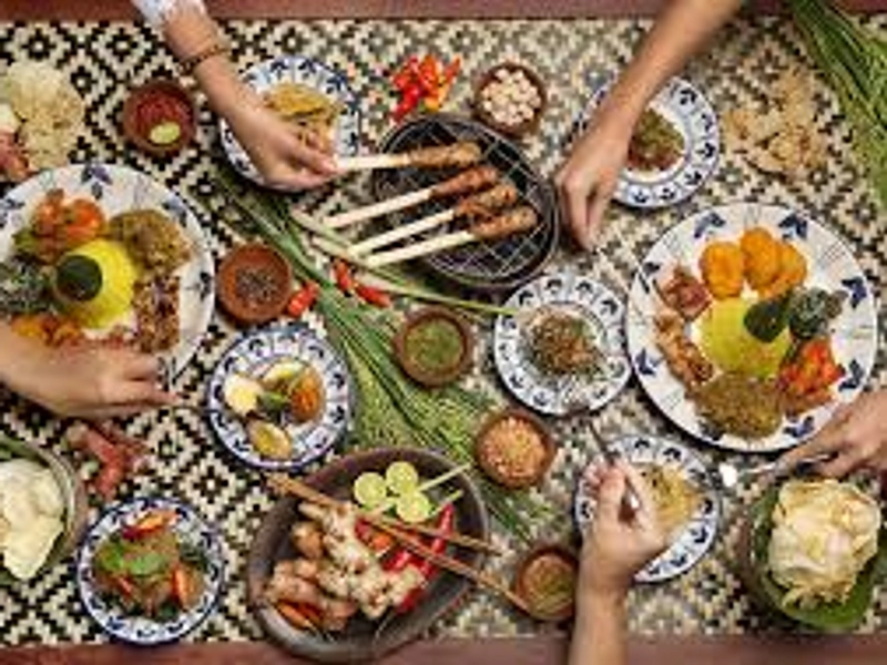 Guide to a Luxe Malay Wedding Menu: Traditions & Trends
