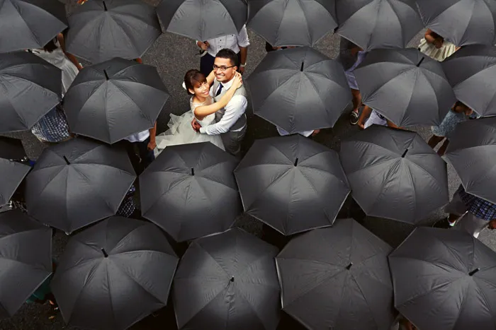 Photo by One Eye Click. theweddingnotebook.com